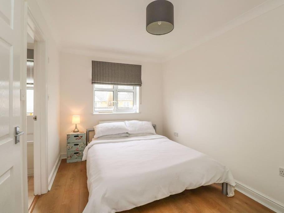 Stunning Seaviews - Beach House - Jacuzzi Bath Tub Littlestone-on-Sea Exterior photo