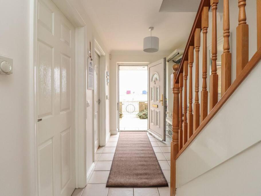 Stunning Seaviews - Beach House - Jacuzzi Bath Tub Littlestone-on-Sea Exterior photo
